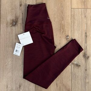New with tags Beyond Yoga leggings